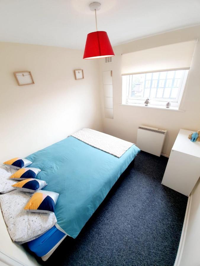 Rayleigh Town Centre 3 Bedroom Apartment Esterno foto